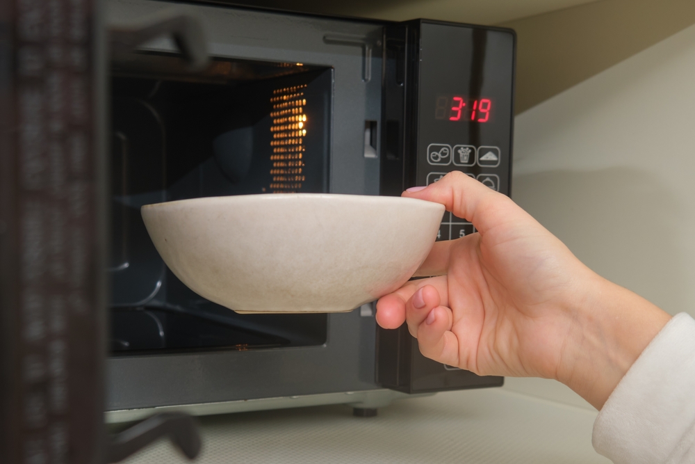 Microwaving won’t ruin your food’s nutrients, research confirms