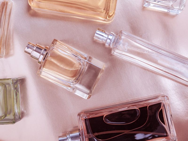 Süß, prickelnd, fruchtig: Das ist der neue Parfum-Trend 2025, der ...