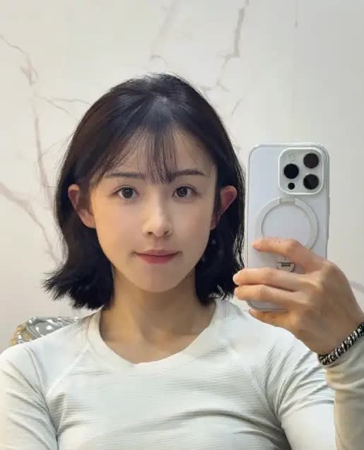 从直播巅峰到“躺平”，周二珂自曝财富自由靠复利生活