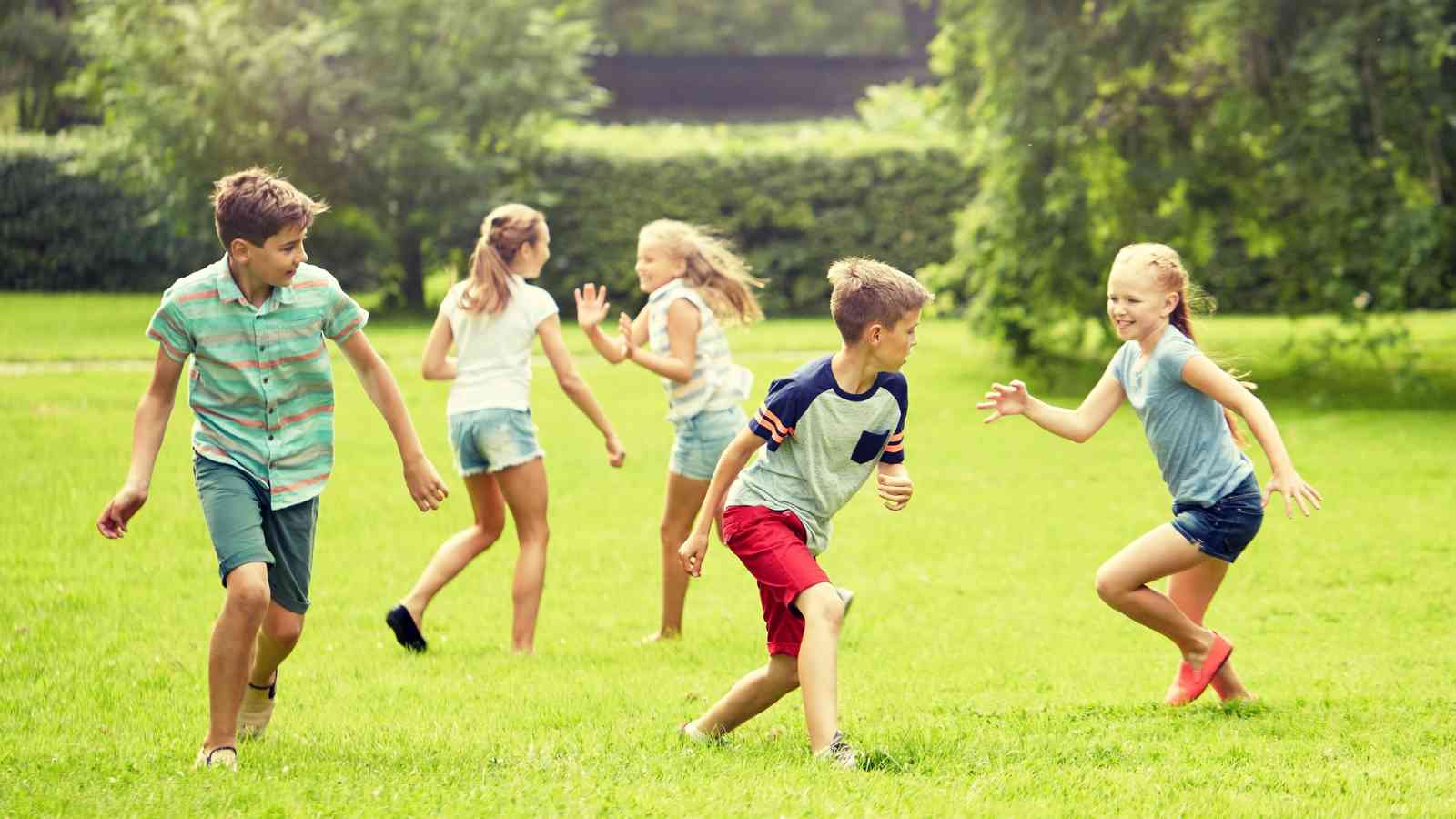 20 Things Kids Used To Do For Fun Before Screens Took Over