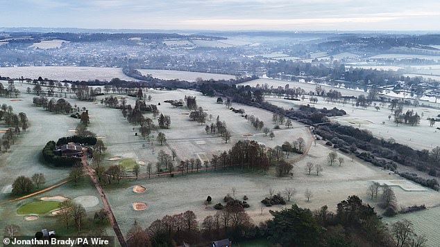 AA1AUjR5 Temperatures drop to -5C this morning but will jump to 15C next week
