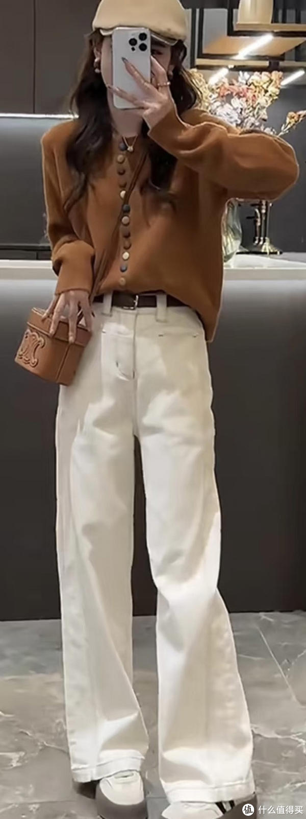 女生早春半身裙和連衣裙穿搭技巧