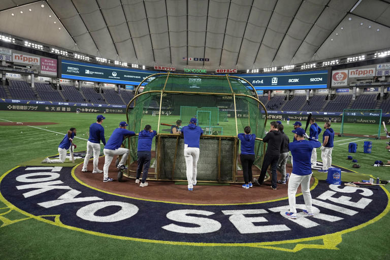 Smoking areas in clubhouse, no pitch clock: MLB players get a little ...