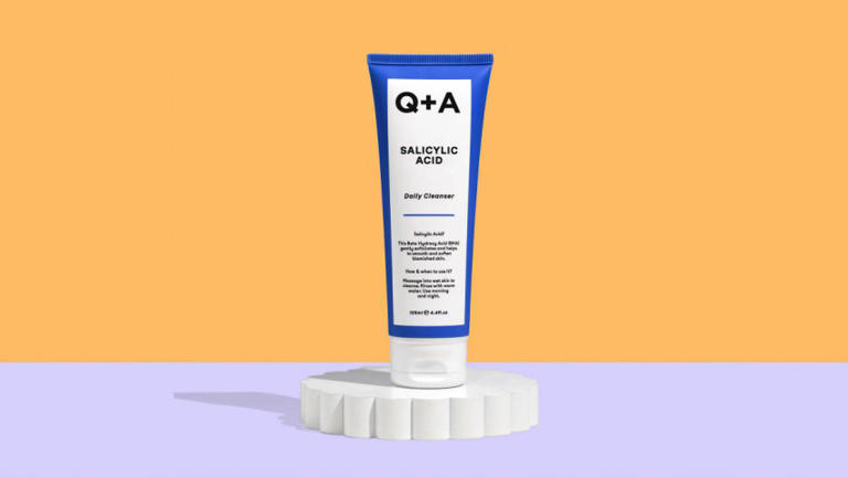 This £7.50 cleanser by Q+A has saved my hormonal breakouts and ...