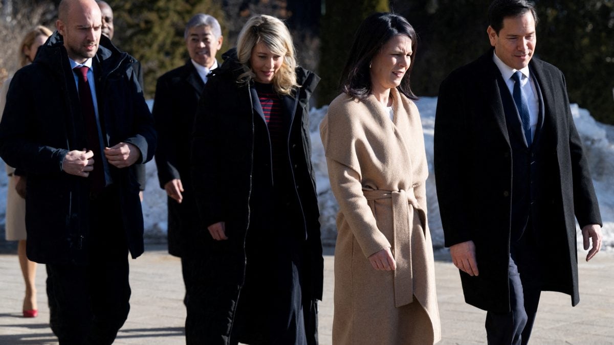 French Foreign Minister Jean-Noel Barrot, Canadian Foreign Minister Melanie Joly, German Foreign Minister Annalena Baerbock and US Secretary of State Marco Rubio arrive for the family photo during the G7 foreign ministers meeting in La Malbaie, Charlevoix, Quebec, Canada. File image/ Reuters