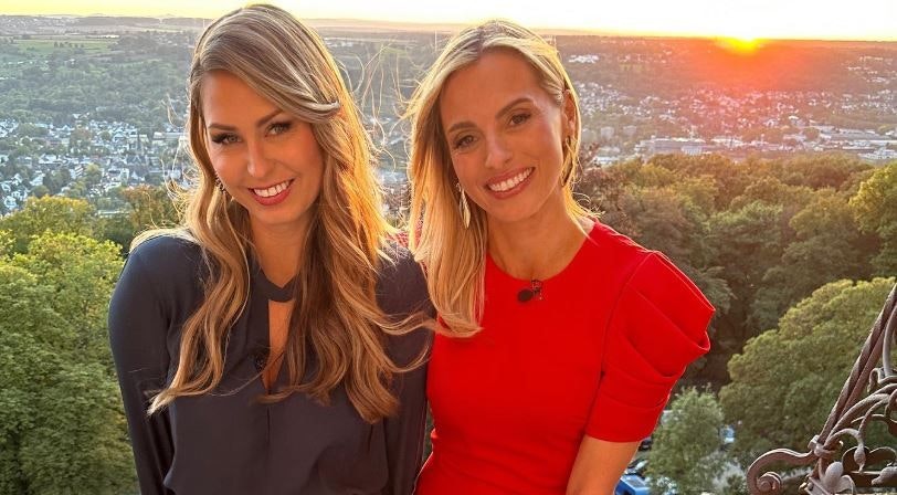 Sarah Schreiber (l.) und Lisa Nüdling kennen sich aus der ZDF-Show „Bares für Rares“ und sind gute Freundinnen geworden.