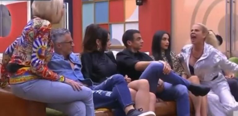 Sus compañeros se quedaron asombrados Foto: TikTok Paola Meiler