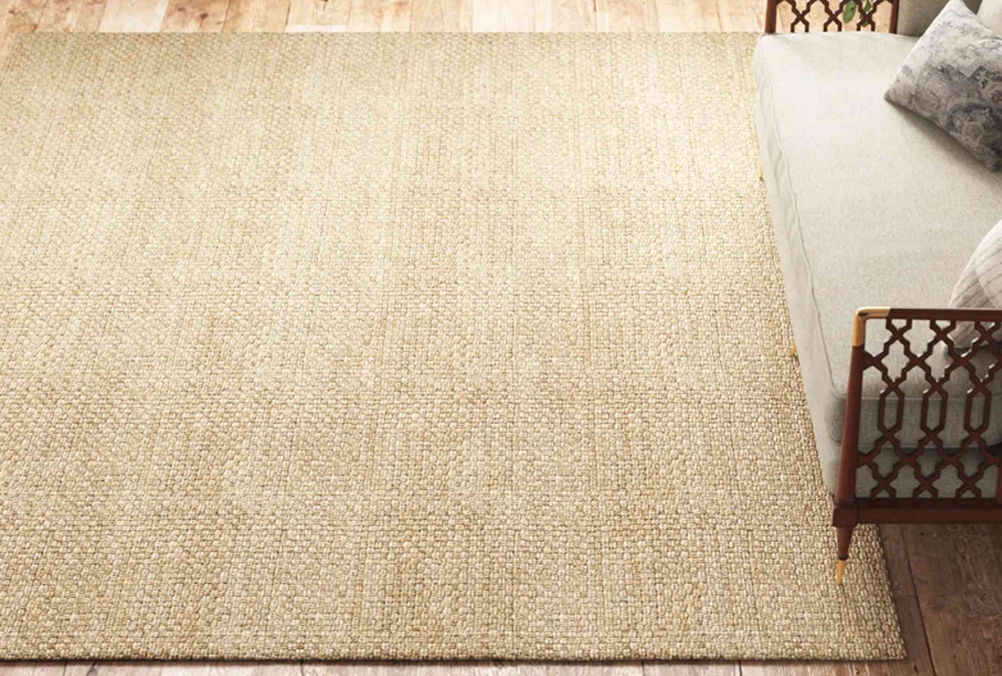 Shoppers Rely on This Rug to ‘Cozy Up’ Spaces, and It’s Up to 85% Off ...