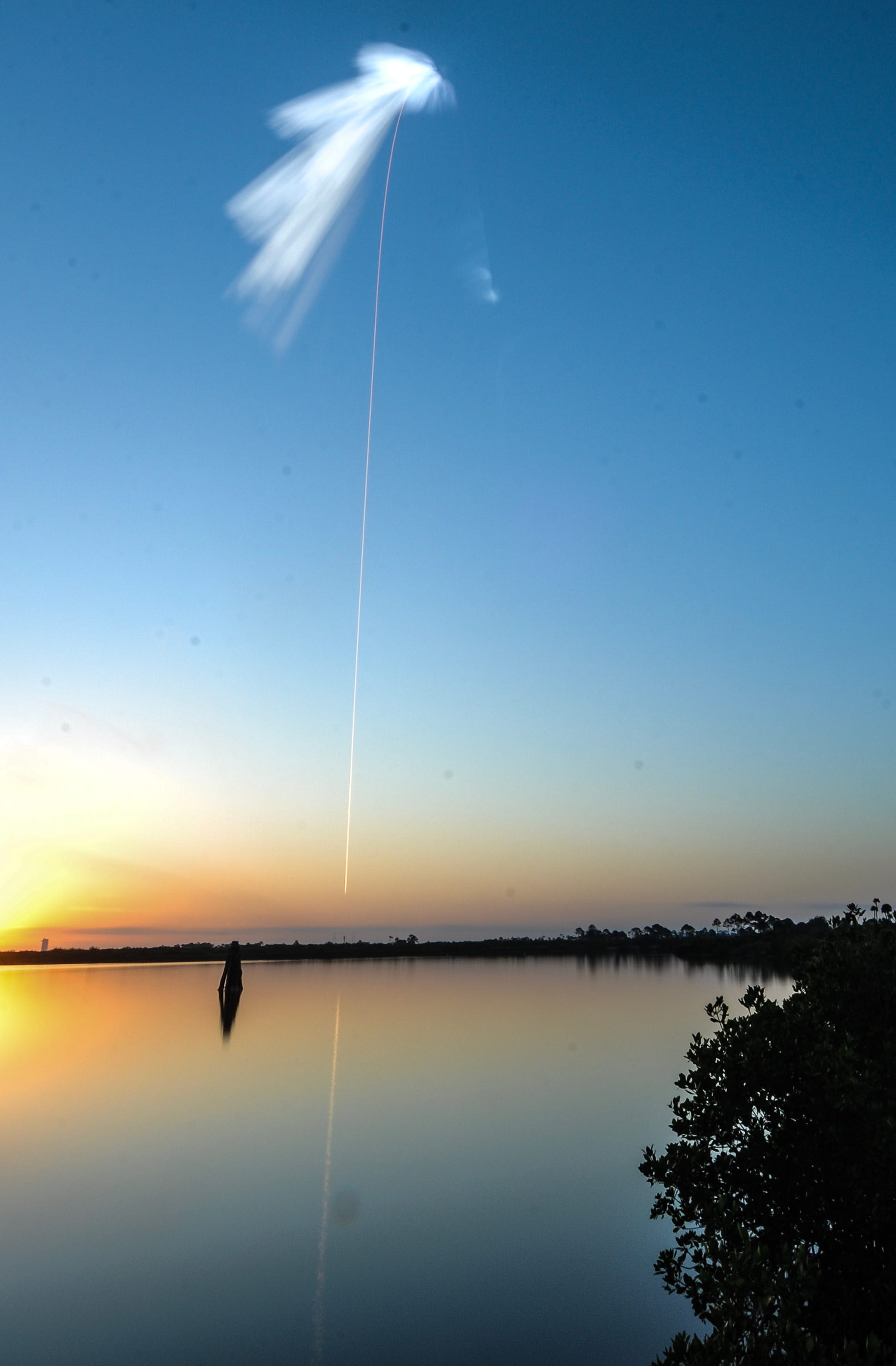 LIVE ROCKET LAUNCH FROM CAPE CANAVERAL TONIGHT TIME visual data 6