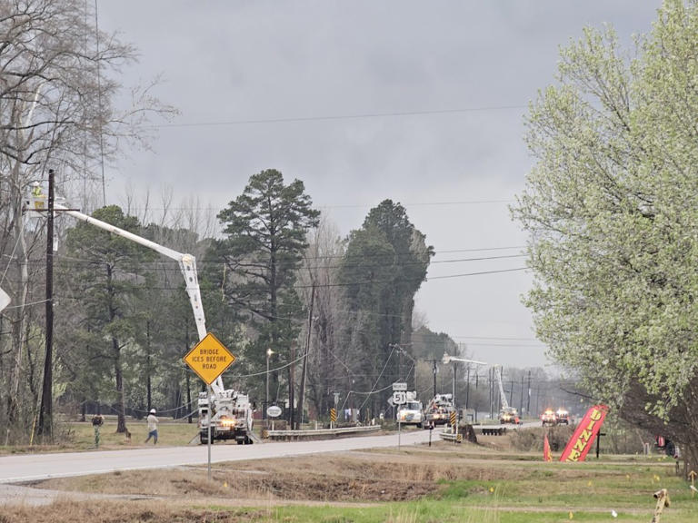 Three people hospitalized following severe Grenada County storm