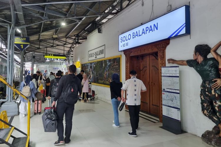 Naik Kereta ke Solo? 3 Stasiun Dekat Tempat Belanja
