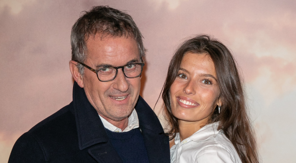 Je suis à tes côtés" : Christophe Dechavanne condamné, sa fille Ninon le  soutient