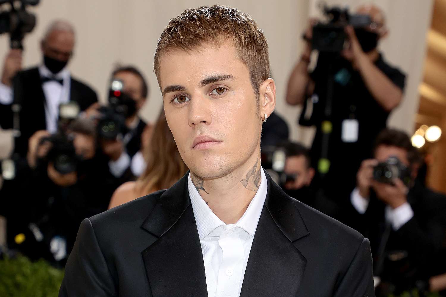 Justin Bieber Admits He Feels 'Unequipped and Unqualified' as He Calls