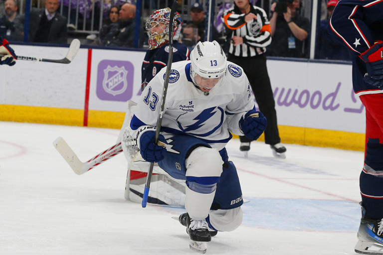 Lightning waive Cam Atkinson, sign Logan Brown