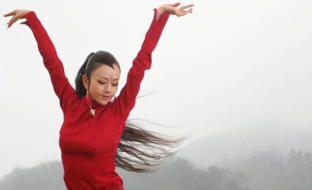 67������Ƽ�޾����飬�赸����һ����������Ϊ��֪�ļ��������