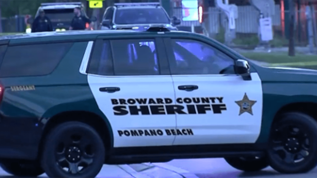 Pompano Beach man arrested for waving gun during road-rage encounter ...