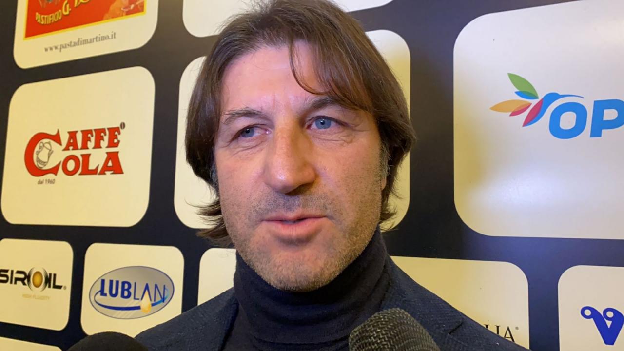 Rastelli fa notare: 