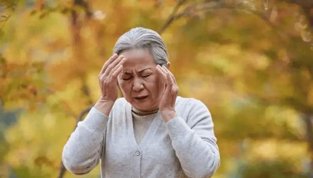 ��Ѫ˨��ɢ���йأ�ҽ���������ѣ�60���Ժ�ɢ��ʱ��ע���⼸��