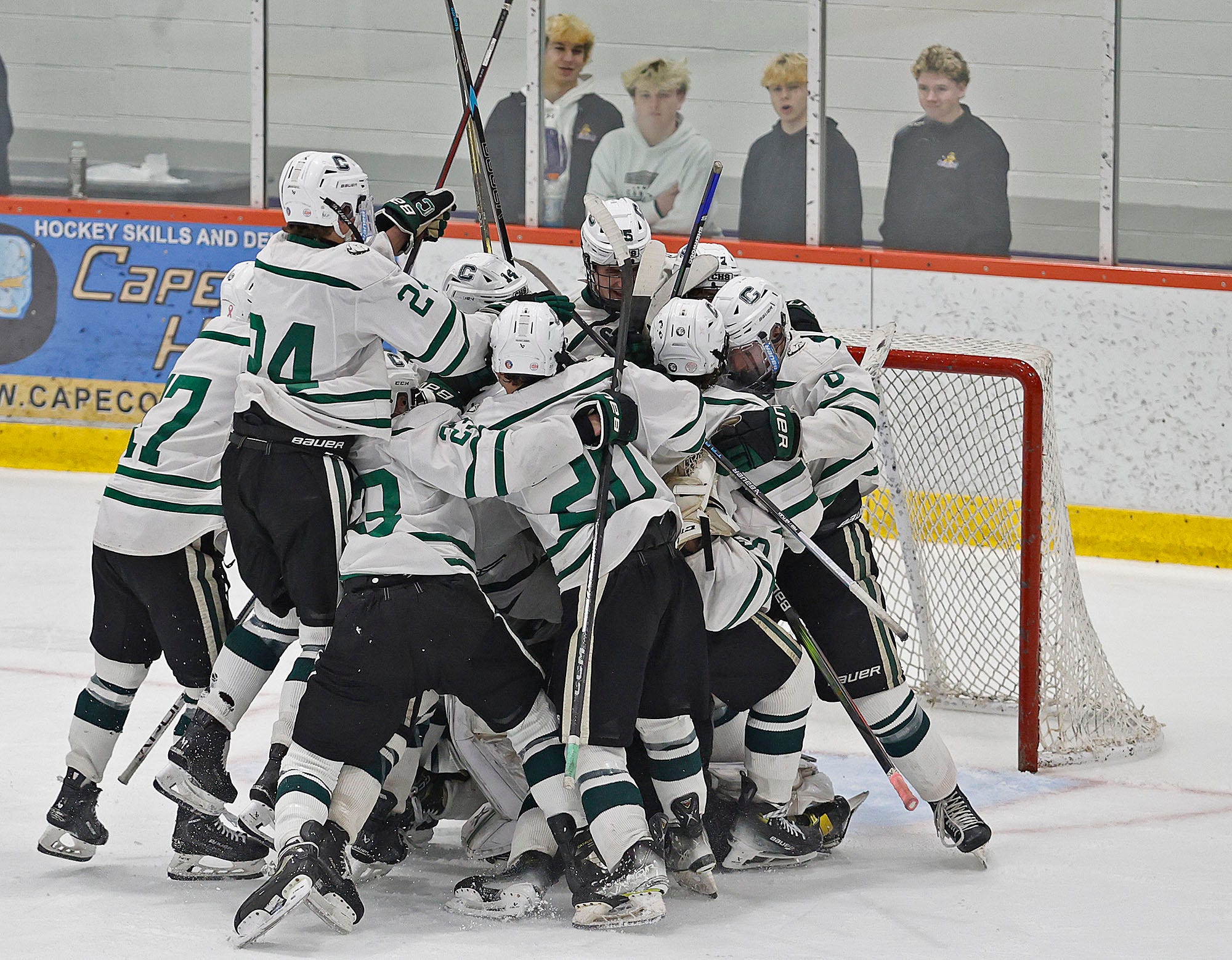 garden-party-on-tap-miaa-sets-full-schedule-for-state-hockey