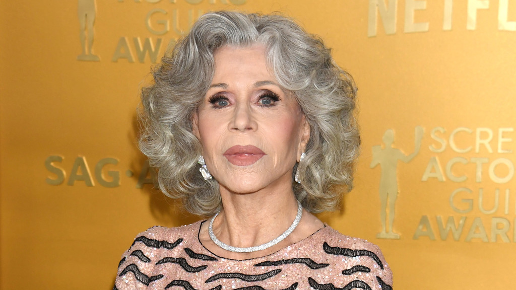 Jane Fonda recalls once 'pushing' wild bear away from grandson's crib