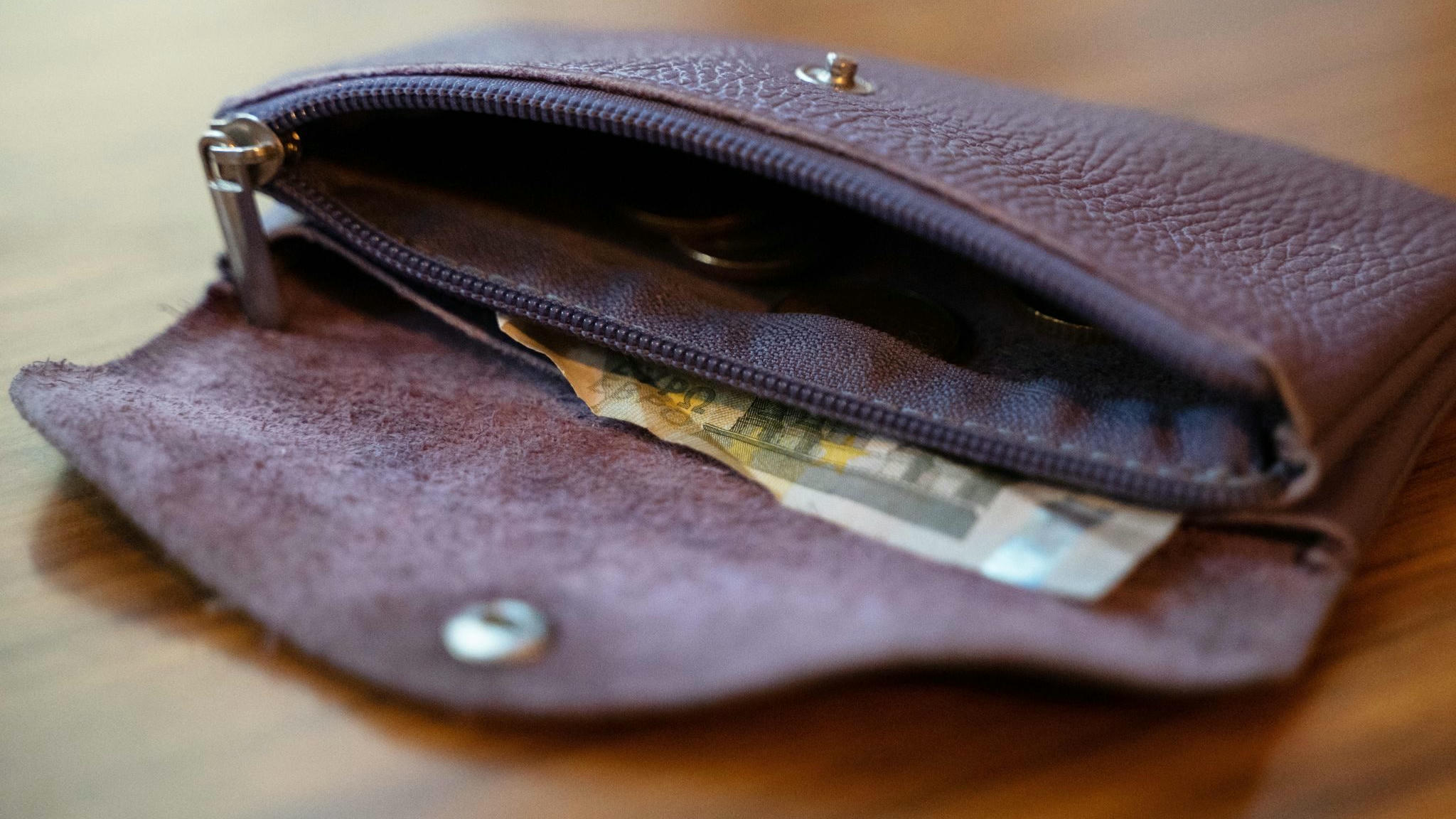  Rentenerhöhung 2025 Tabelle: So viel Rente gibt es ab 1. Juli mehr Illustration 