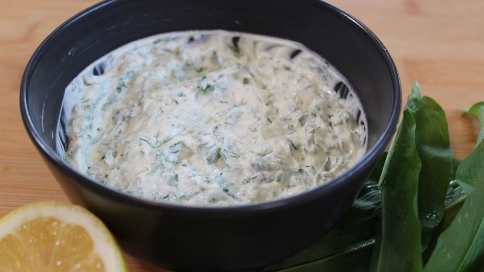 Cremiger Quark mit Bärlauch