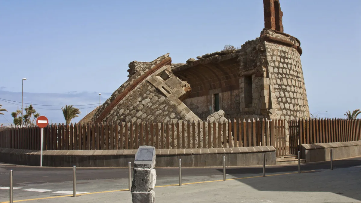Cuatro castillos históricos rodean esta fascinante ciudad canaria