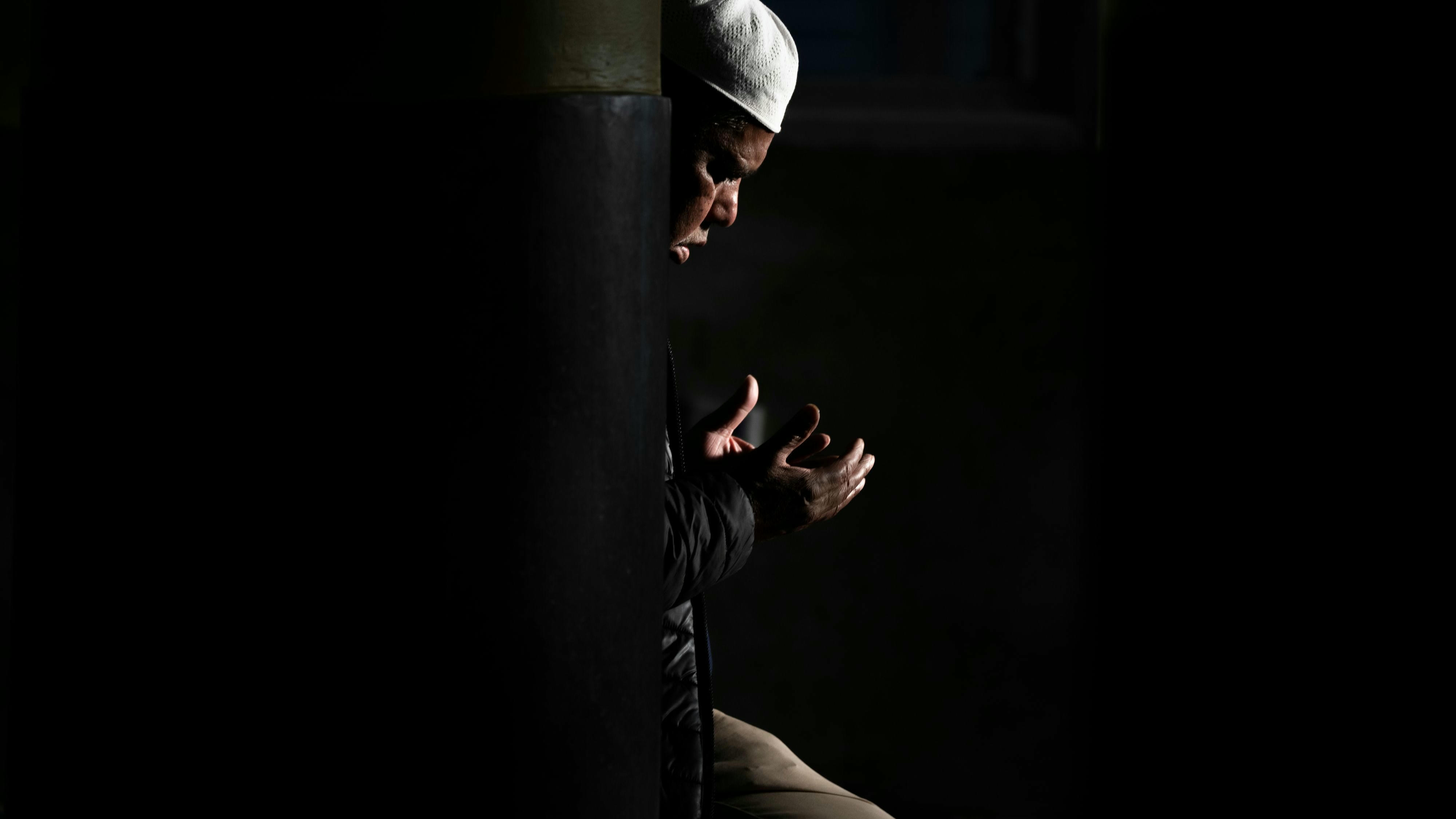 Ramadan 2025 Bremen: Fastenbrechen, Gebetszeiten & Iftar - Das ist der