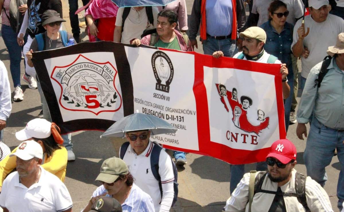 Maestros de la Sección 7 del SNTE en Chiapas marchan en calles de ...