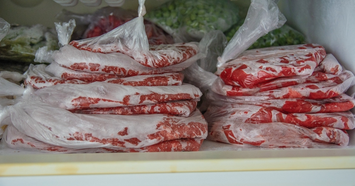 Wie lange bleibt Fleisch in der Tiefkühltruhe frisch? Die Antwort ...