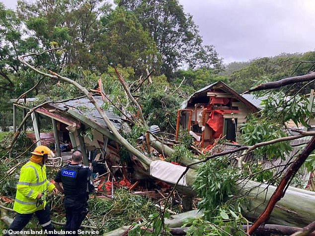 Mass outages caused by Cyclone Alfred to last for over a WEEK