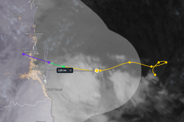 Cyclone Alfred map tracker: When and where will the Category 2 storm ...