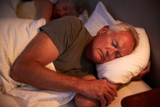 高齢者の不眠症に大効果！筋力強化運動が最も効果的と判明...新たな研究結果
