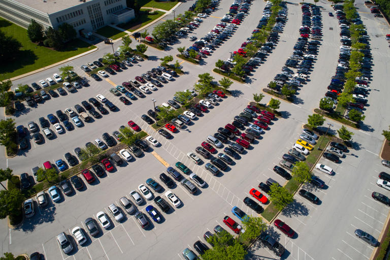 20 Vehicle Designs That Pushed the Automotive-Industry Envelope Just a ...