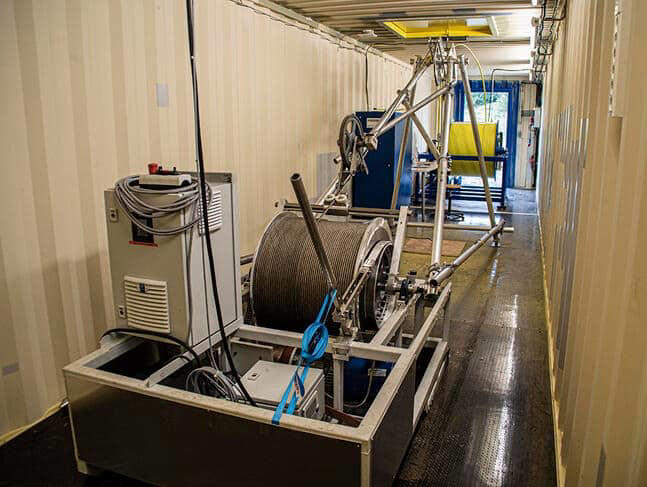 The installation for monitoring underground gas levels, capable of taking measurements at depths down to 1,100 metres. Laeticia Vançon for GéoRessources