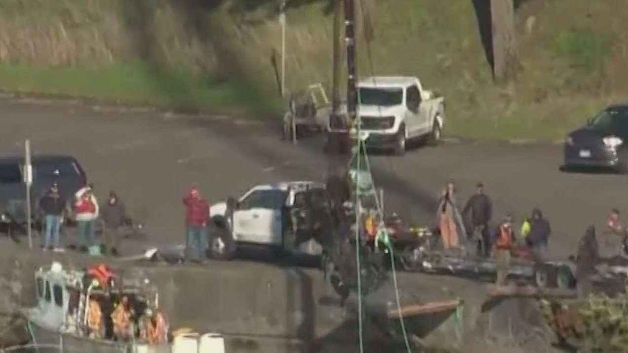 Possible Martin Family car pulled from Columbia River in cold case from