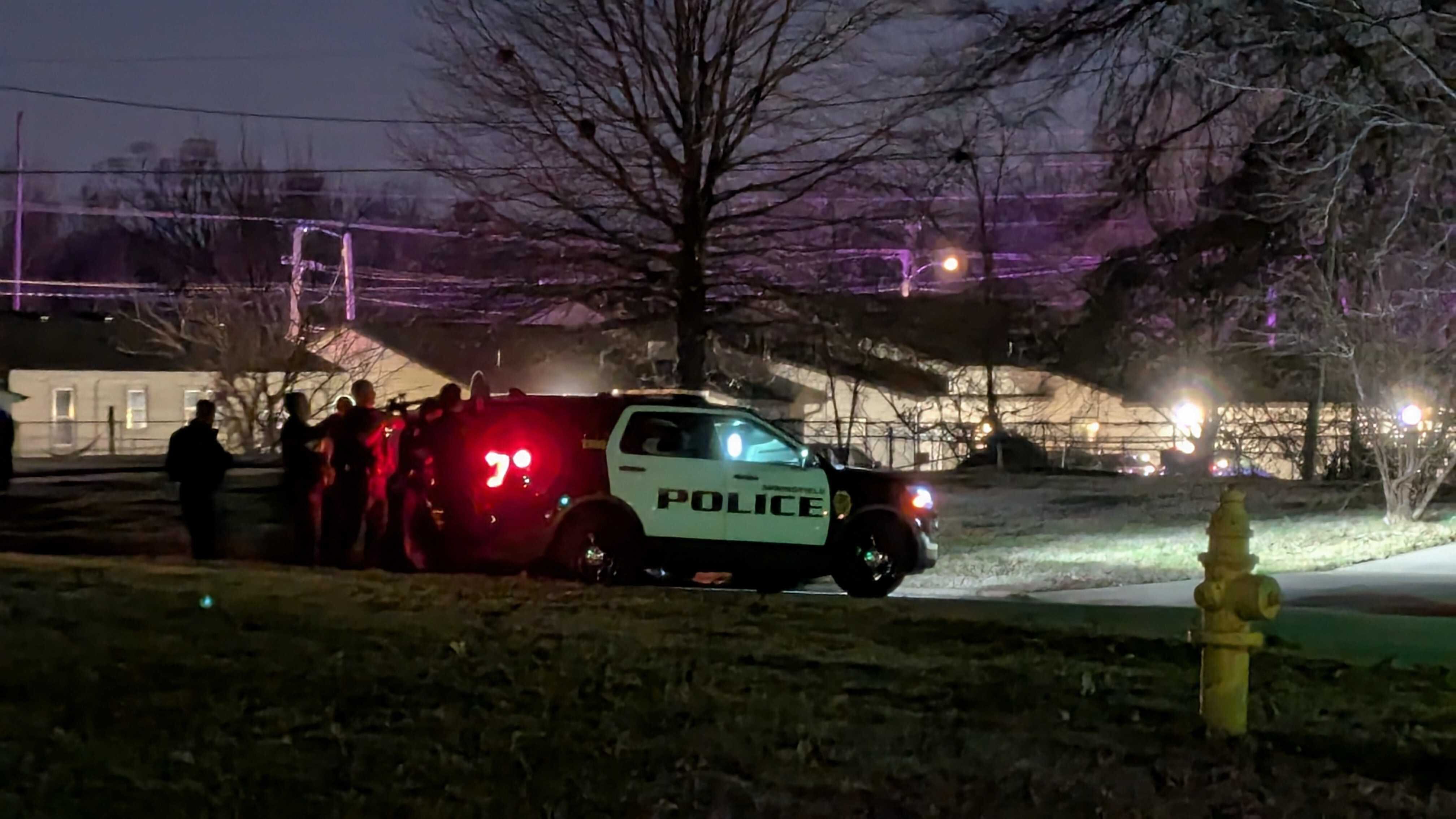 Suspect dead after hourslong Springfield standoff