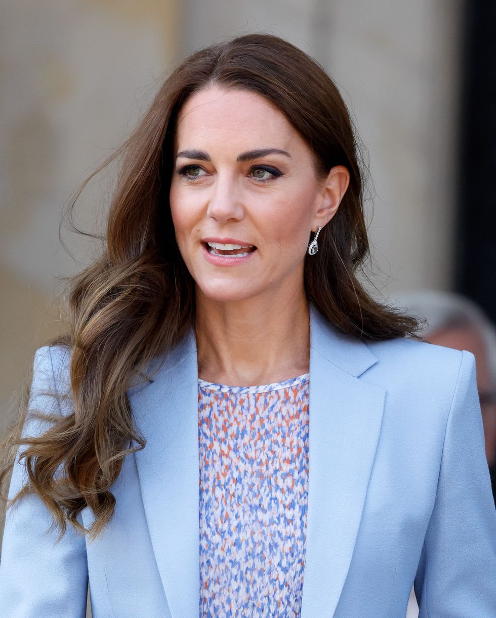 Royal fans outraged as Princess Kate appears to suffer snub in key message