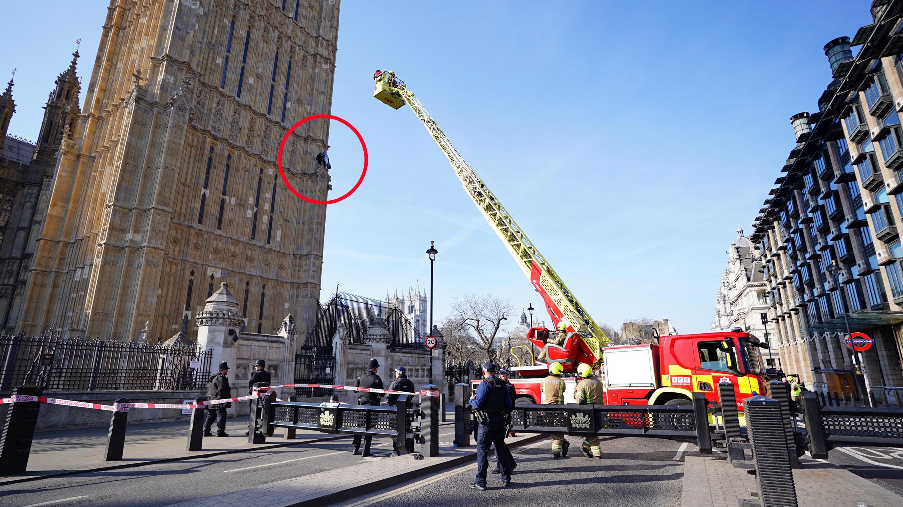 Man in stand off with police after climbing Big Ben's tower