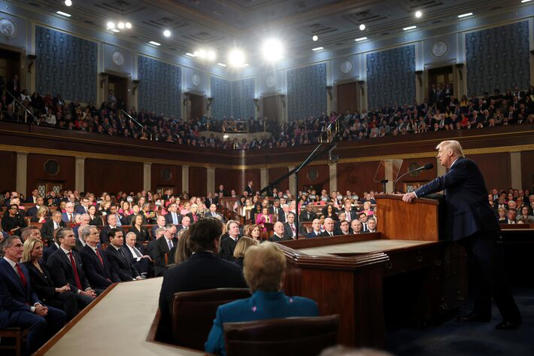 Donald Trump discursa no Congresso Foto: Win McNamee/AP