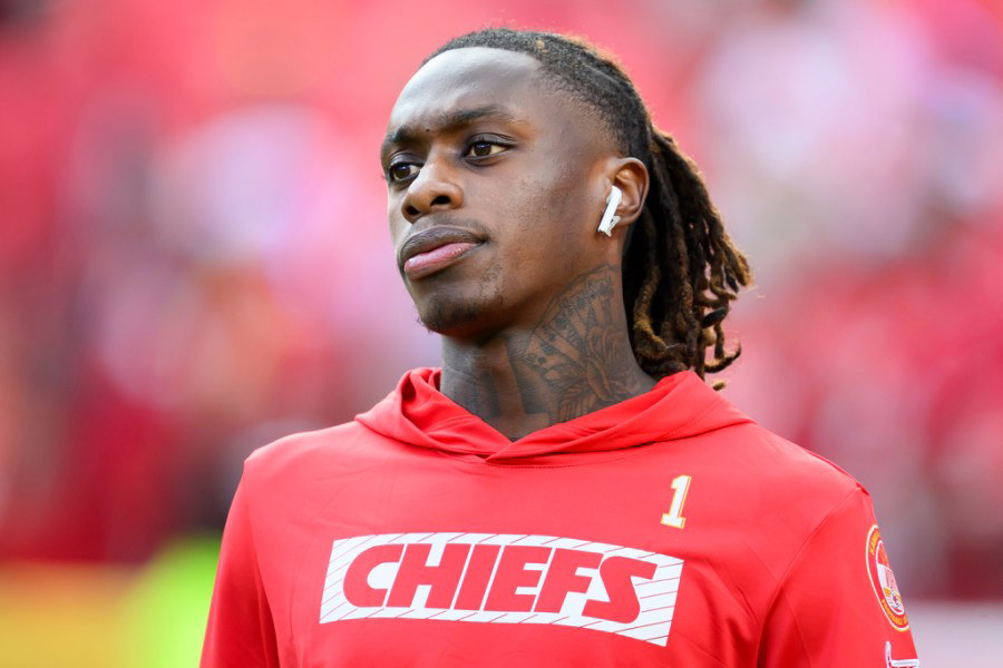 Chiefs WR Xavier Worthy suing ex fiancรฉe for fabricated domestic Chiefs WR Xavier Worthy suing ex fiancรฉe for fabricated domestic