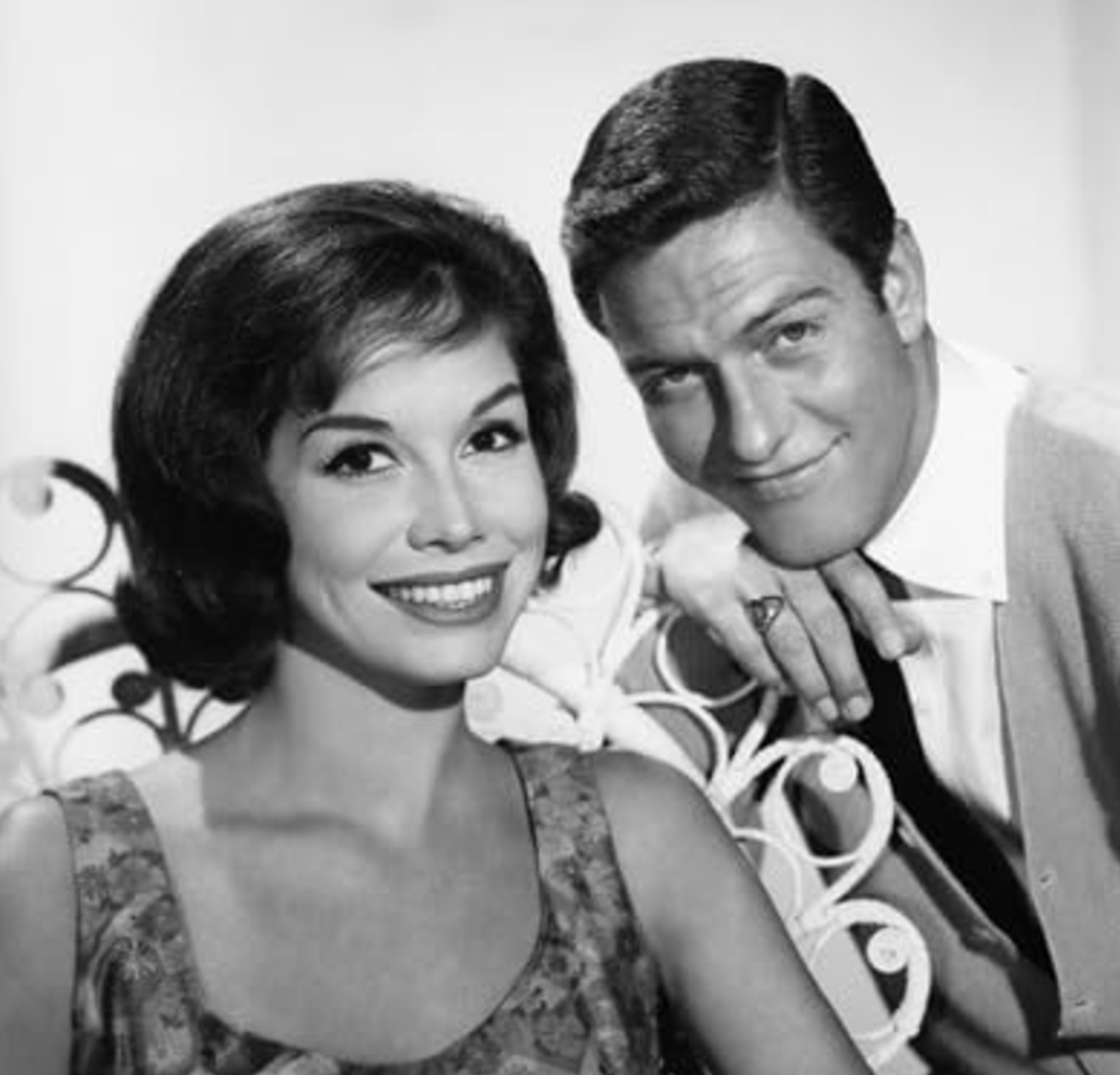 Only real Boomers will rememer these female stars from 1970