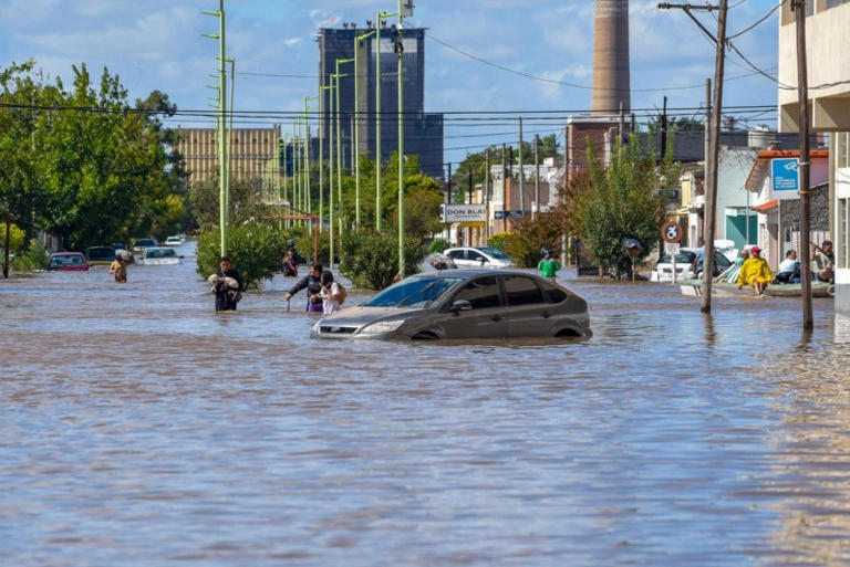 Así se vieron las calles de Bahía Blanca. (Foto EFE).
