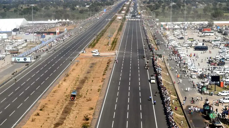 Delhi-Dehradun Expressway: 32-Km Long Stretch From Akshardham To Baghpat To Be Covered In Just 25 Mins | Full Details
