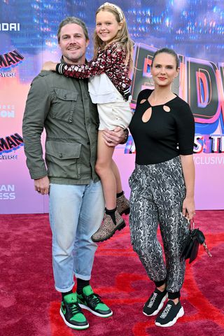 Meet Stephen Amell's 2 Kids! All About the “Suits: LA ”Star’s Daughter