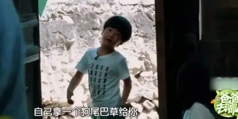 没想到，当年《爸爸去哪儿》里的萌娃，竟然帅成186cm的肌肉硬汉？