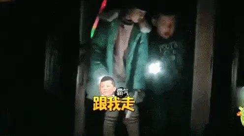没想到，当年《爸爸去哪儿》里的萌娃，竟然帅成186cm的肌肉硬汉？
