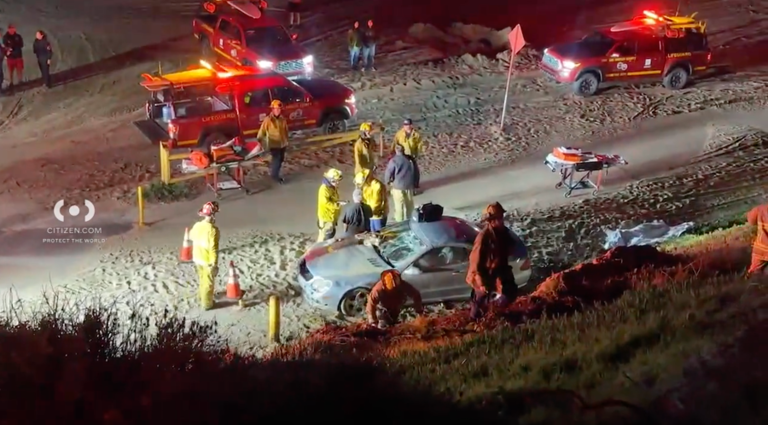 2-car crash kills female pedestrian on Southern California beach