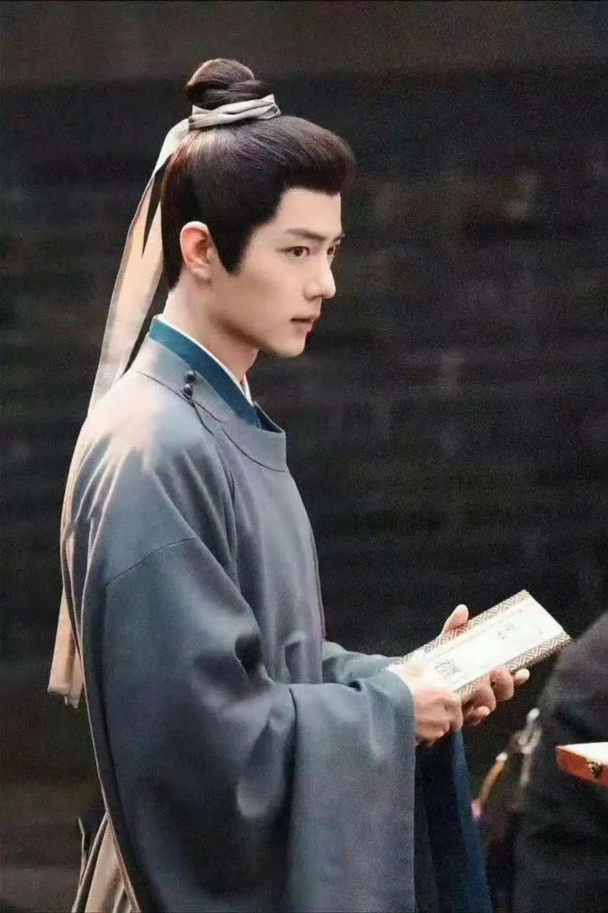 肖战双作品亮相香港影视展，《藏海传》《得闲谨制》引发热议