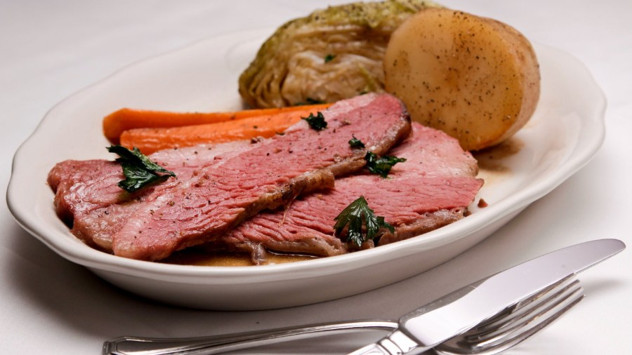 traditional st pattys day corned beef and cabbage